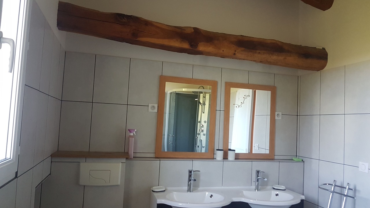 Photo of Bathroom in Noailhac