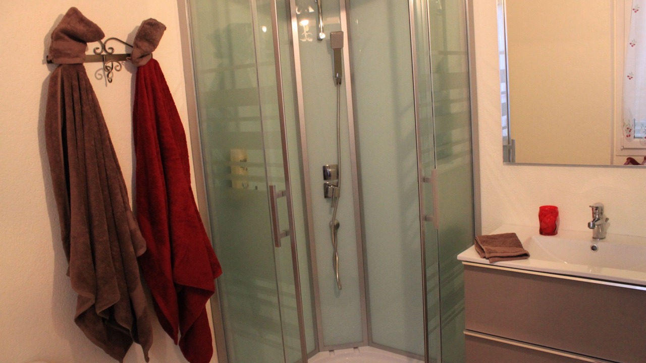 Photo of Bathroom in Dennevy