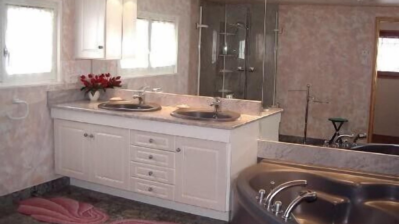 Photo of Bathroom in Cornimont