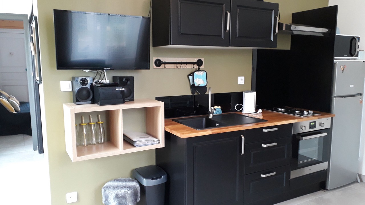 Photo of Kitchen in Lacroix-sur-Meuse