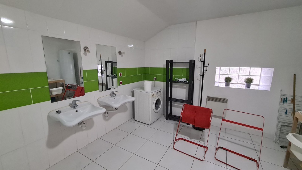 Photo of Bathroom in Attray