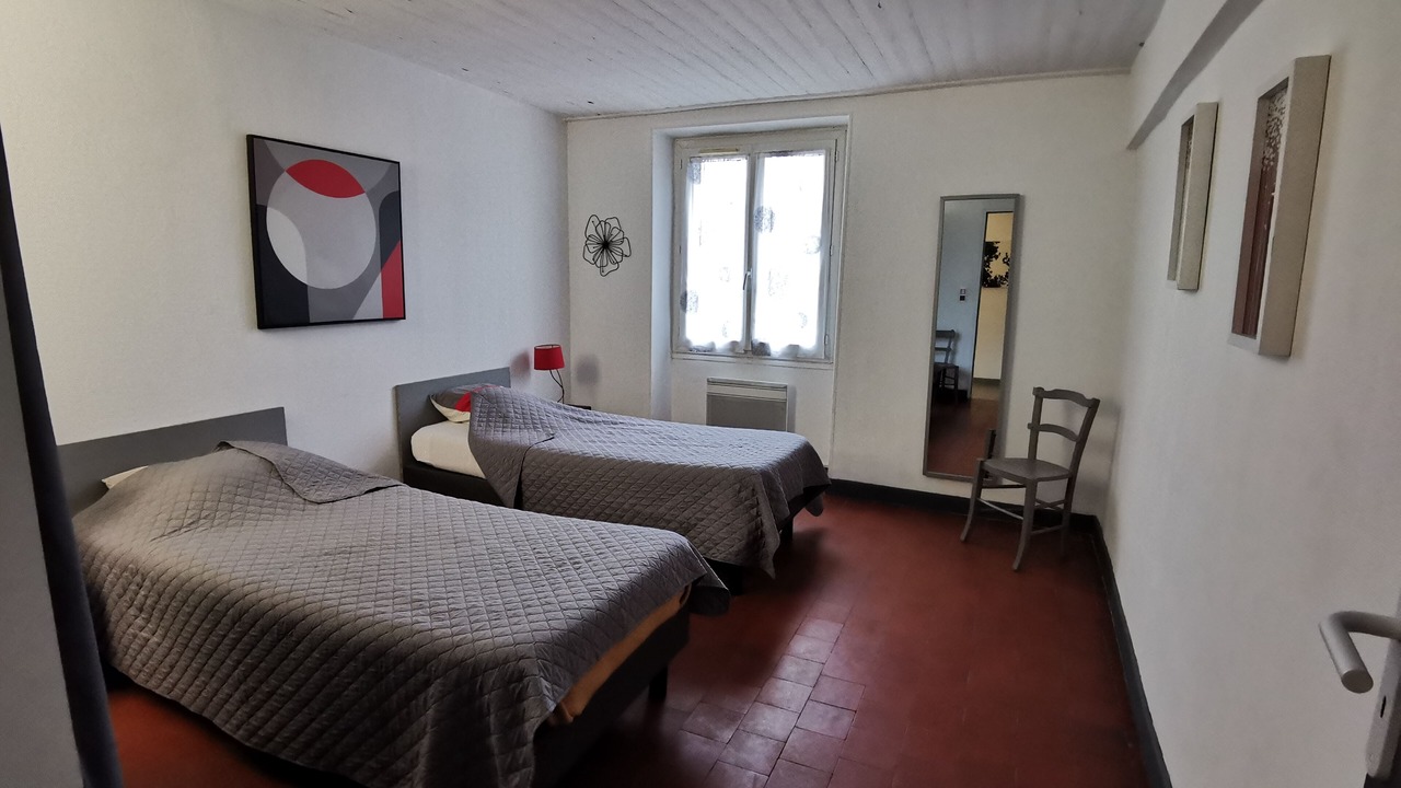Photo of Bedroom in Attray