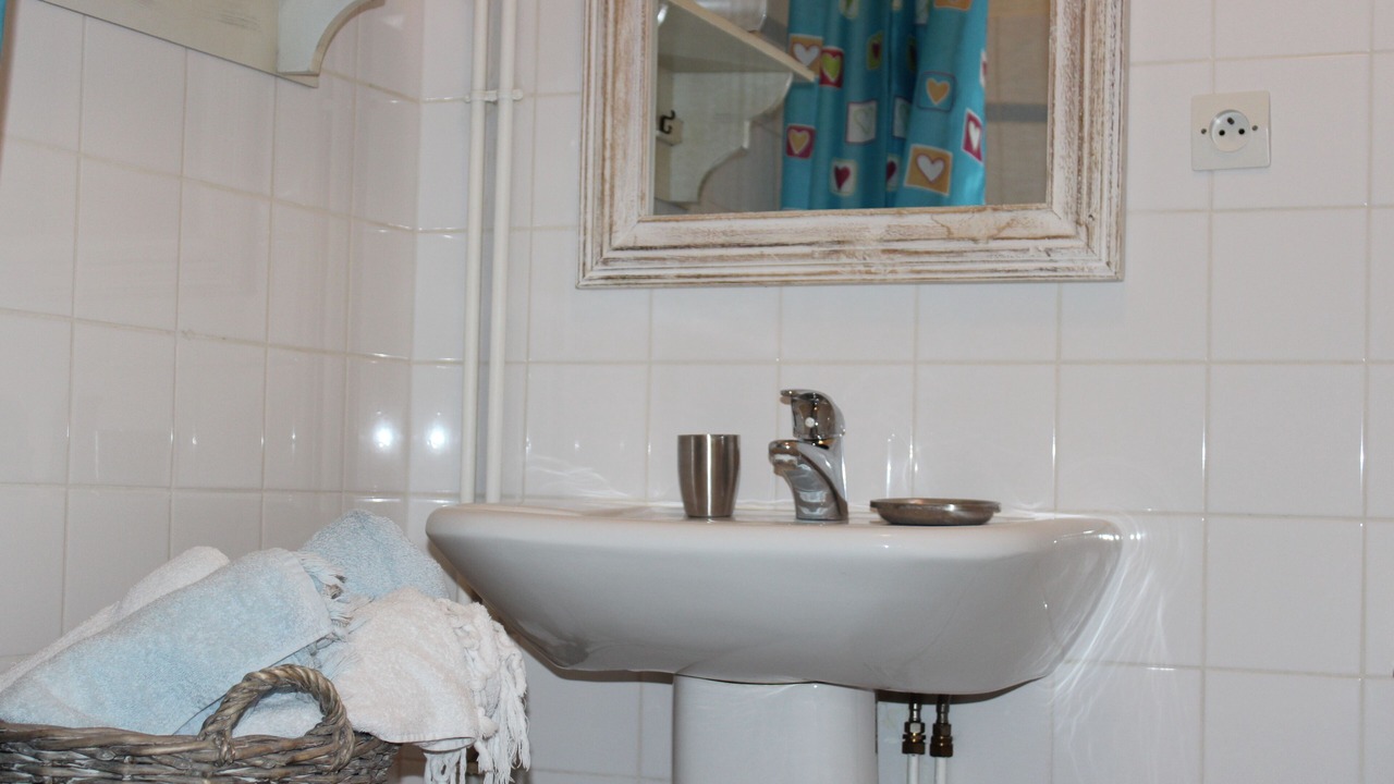 Photo of Bathroom in Croutoy
