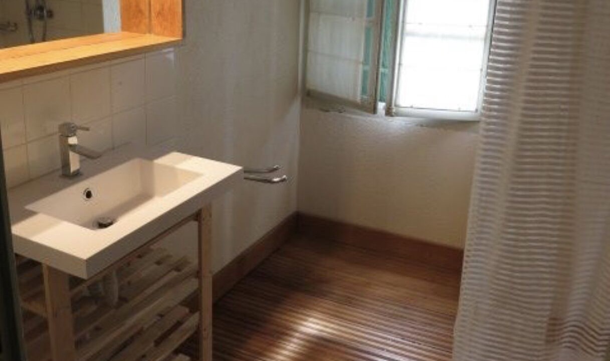Photo of Bathroom in Ribes