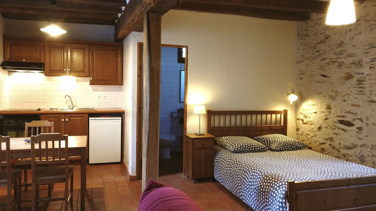 Photo of Bedroom in Downtown Angers