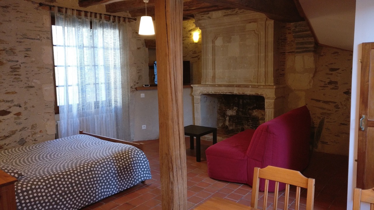 Photo of Bedroom in Downtown Angers