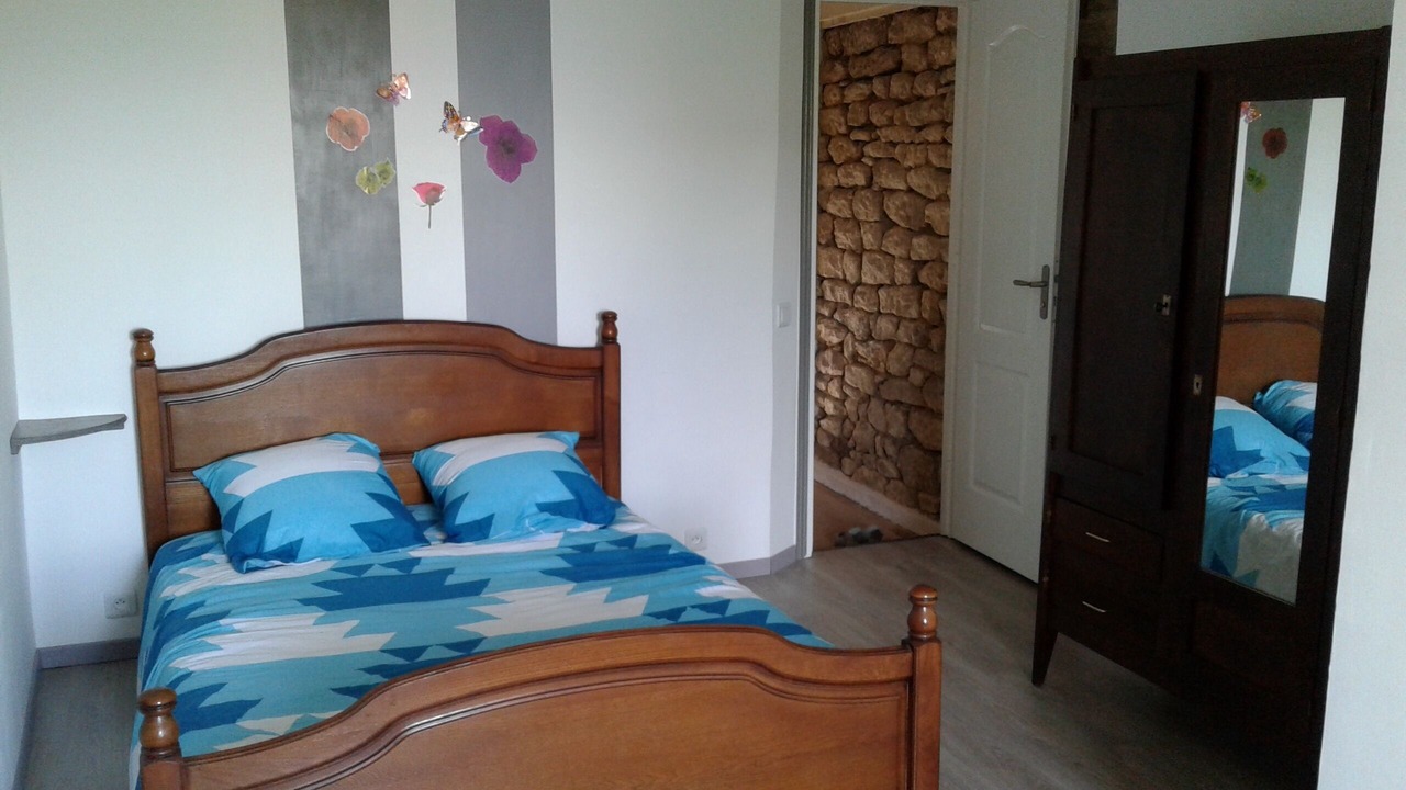 Photo of Bedroom in Remilly-les-Pothees
