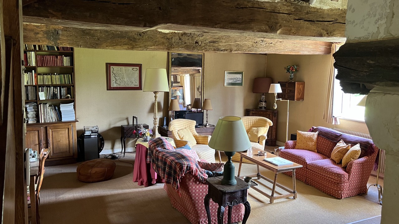 Photo of Livingroom in Manneville-la-Raoult
