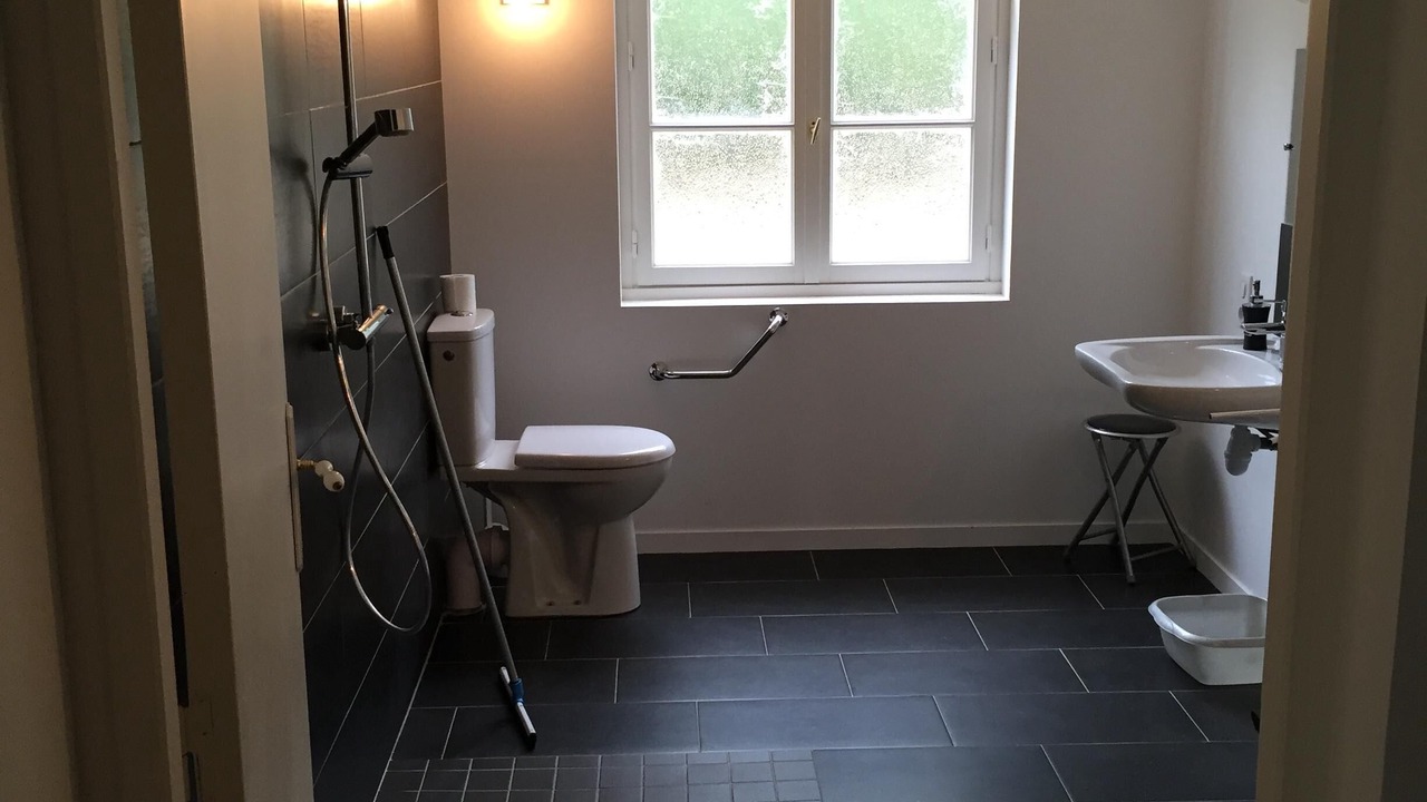 Photo of Bathroom in Chateauneuf-sur-Sarthe