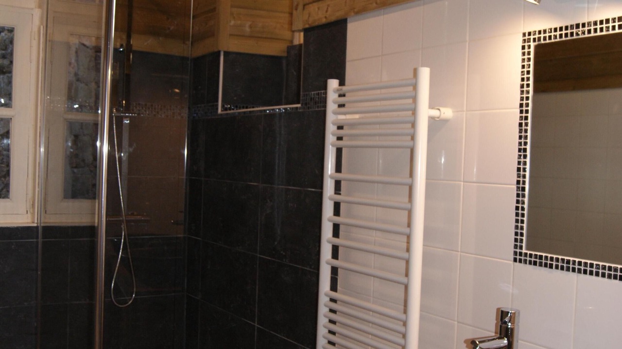 Photo of Bathroom in Saint-Pierre-du-Mesnil