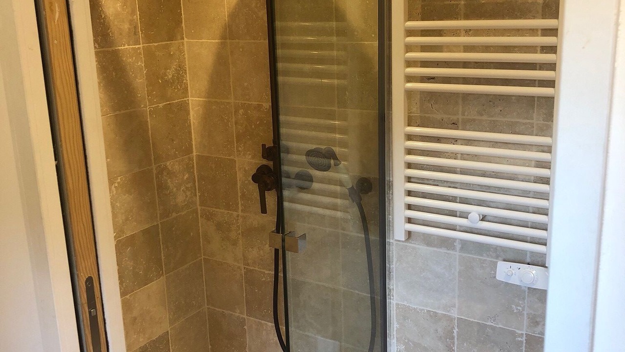 Photo of Bathroom in Beaumont-les-Nonains