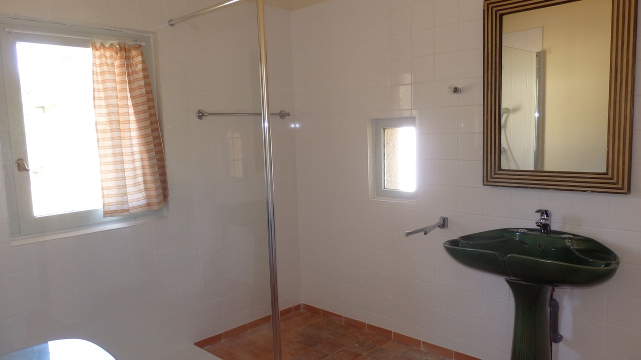 Photo of Bathroom in Saint-Benin-d'Azy