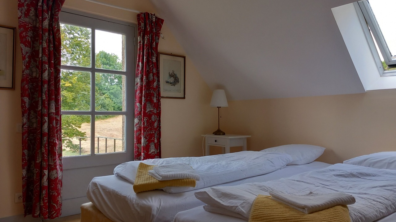 Photo of Bedroom in Saint-Benin-d'Azy