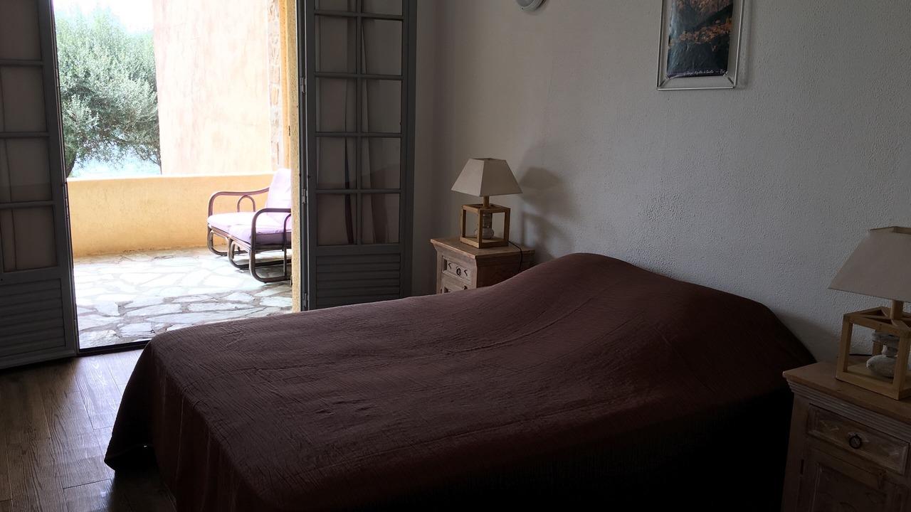 Photo of Bedroom in Favone