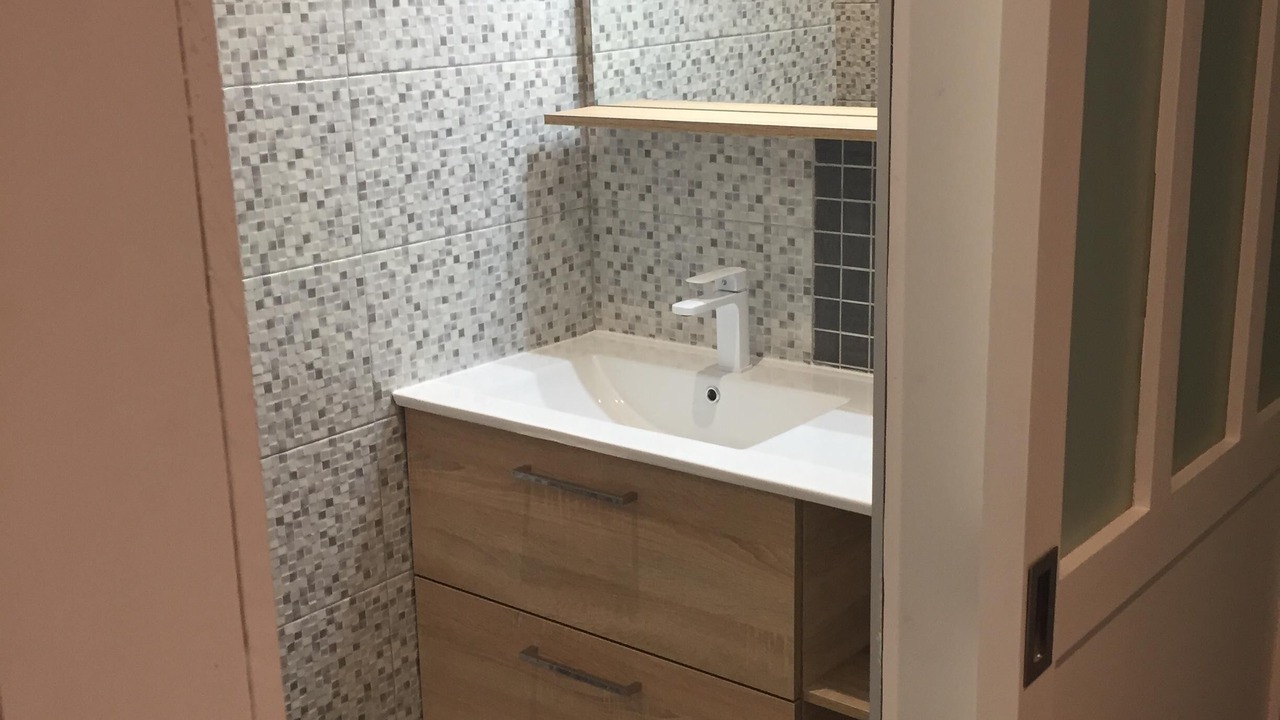 Photo of Bathroom in Dieppe