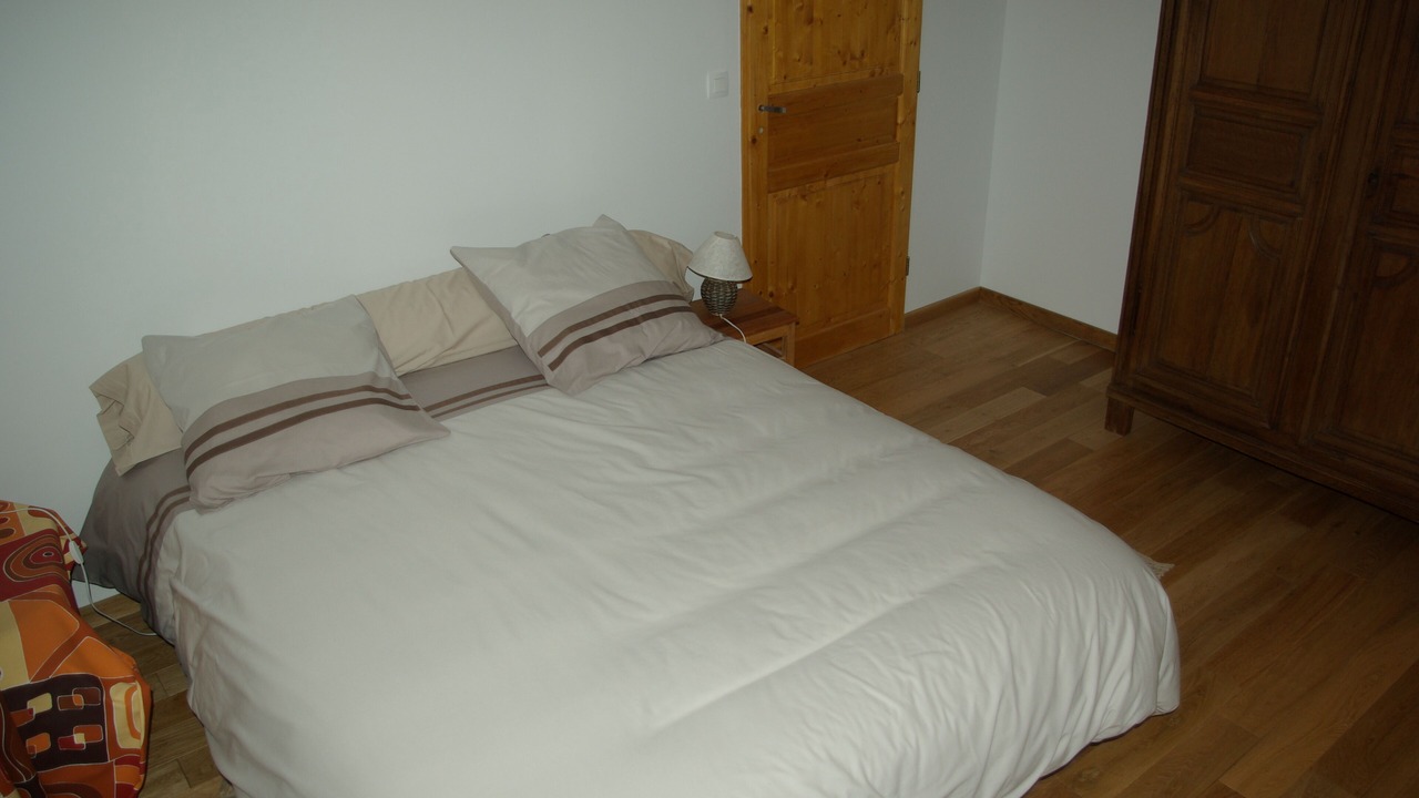 Photo of Bedroom in La Houssaye-en-Brie