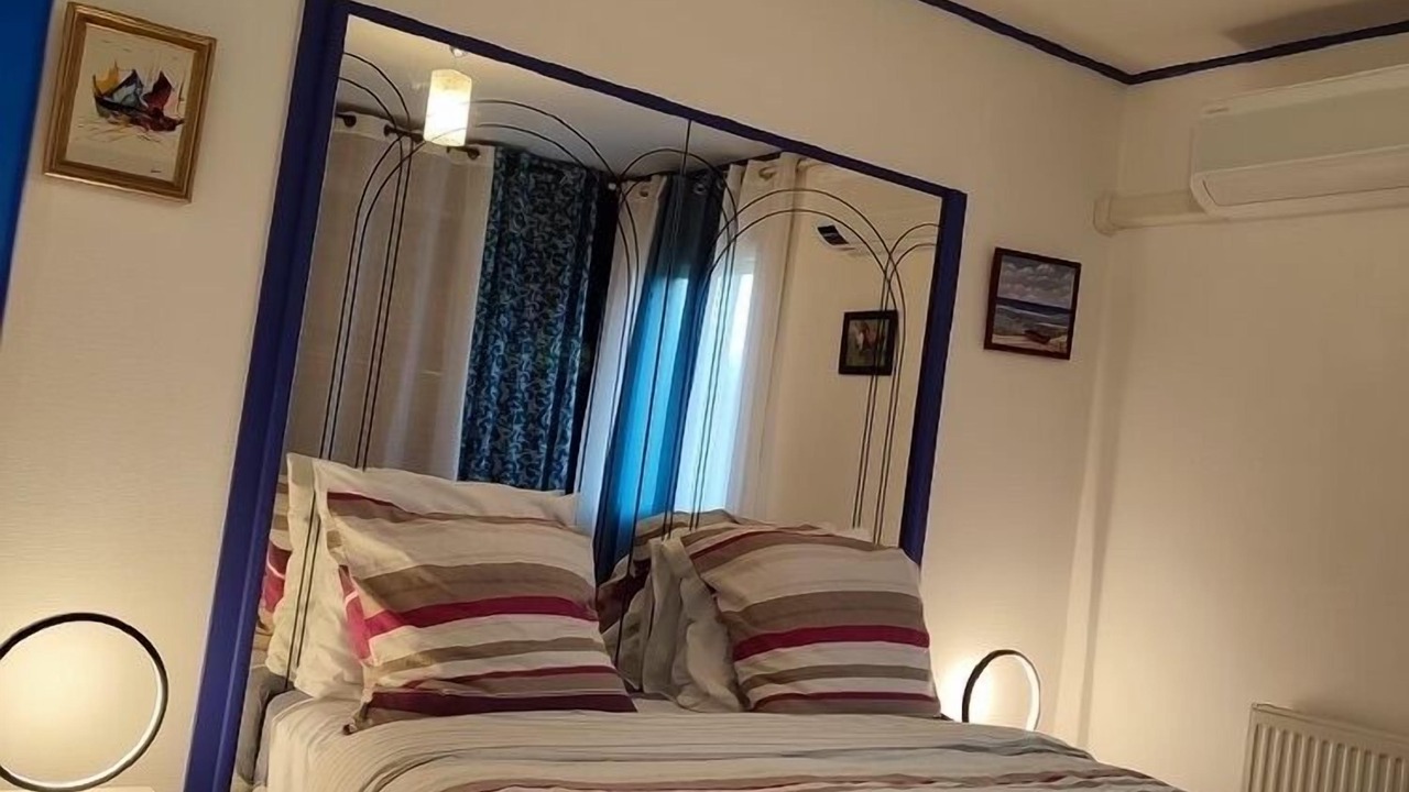Photo of Bedroom in Saint-Martin-Longueau