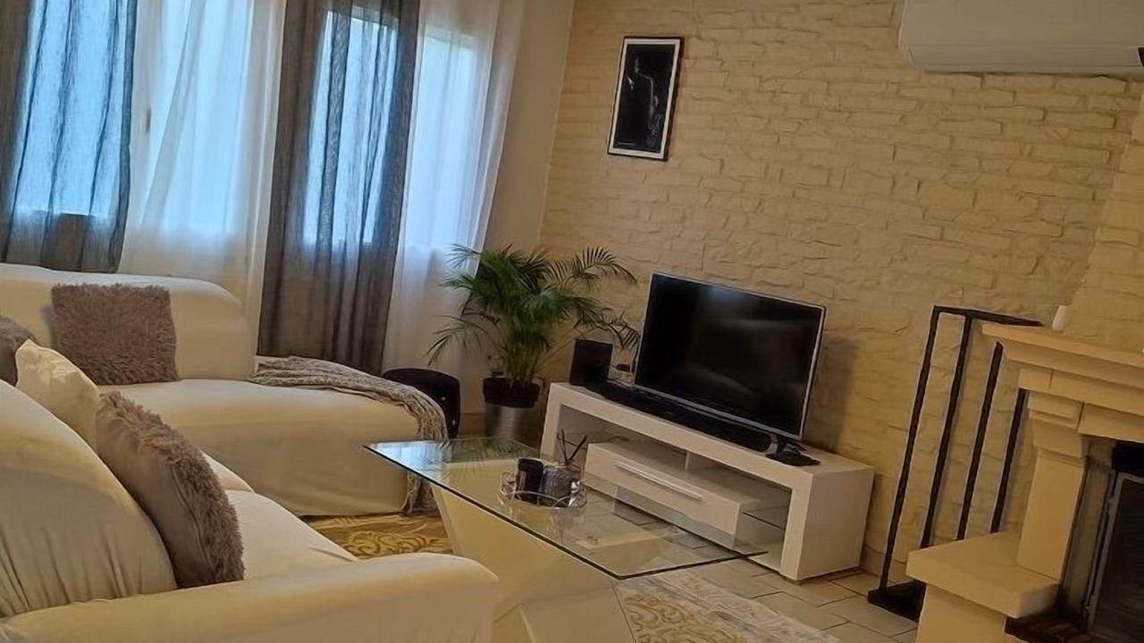 Photo of Livingroom in Saint-Martin-Longueau
