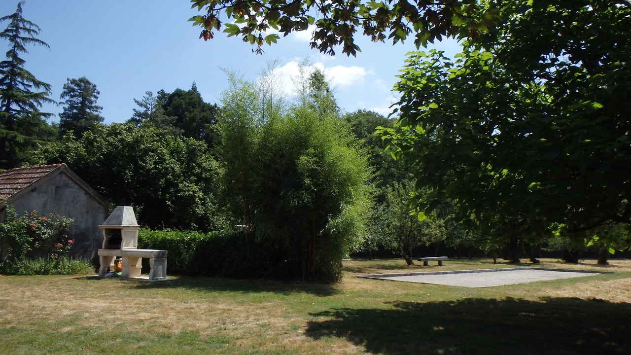 Photo of Outdoor in Nouans-les-Fontaines