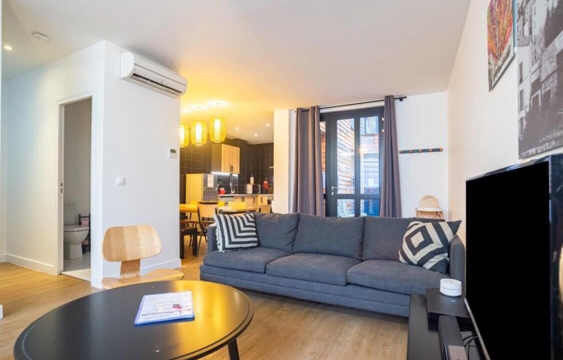 Photo of Livingroom in 11th Arrondissement