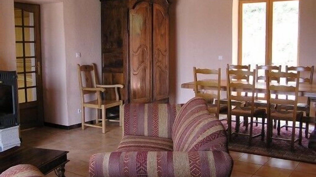 Photo of Livingroom in Moux-en-Morvan