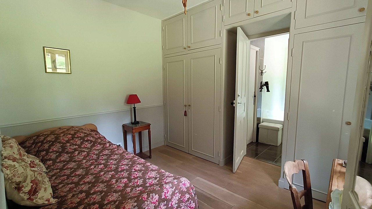 Photo of Bedroom in Evecquemont