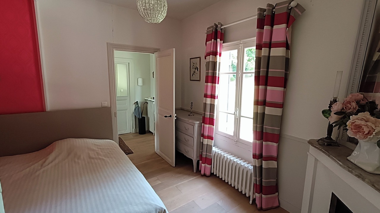 Photo of Bedroom in Evecquemont