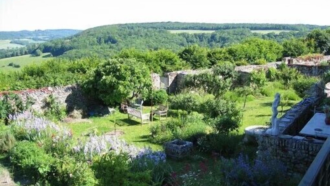 Photo of Outdoor in Flavigny-sur-Ozerain