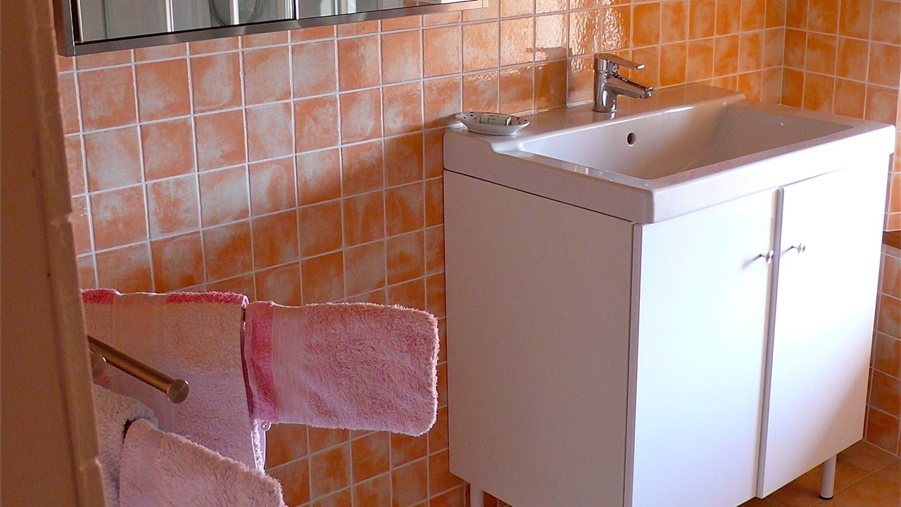 Photo of Bathroom in Flavigny-sur-Ozerain