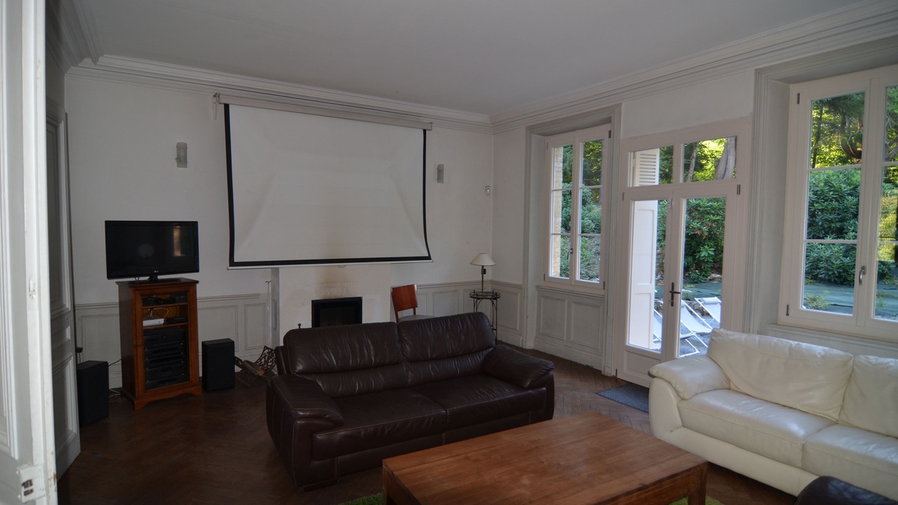Photo of Livingroom in Saint-Ouen-de-Thouberville