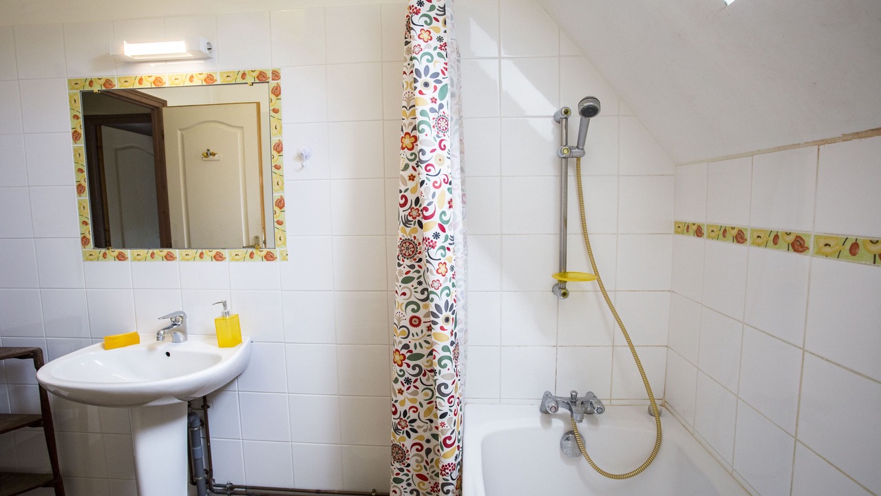 Photo of Bathroom in Velleches