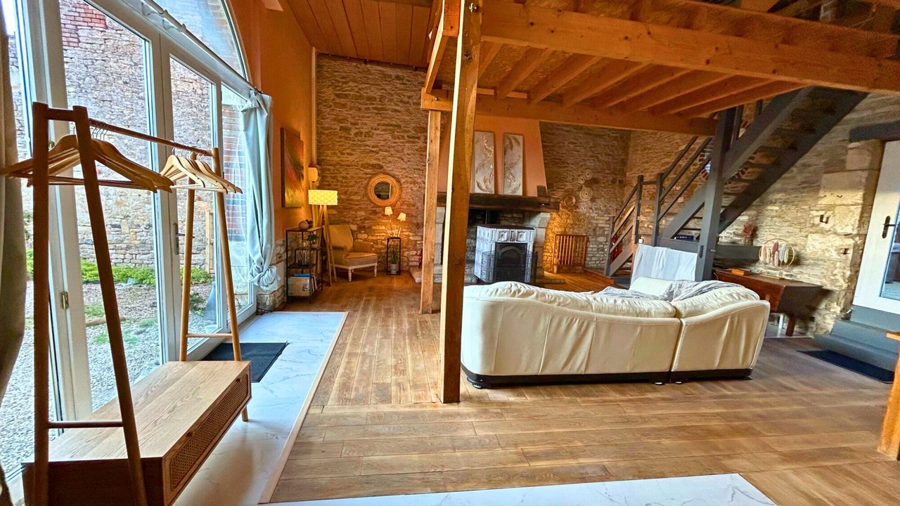 Photo of Livingroom in Pronleroy