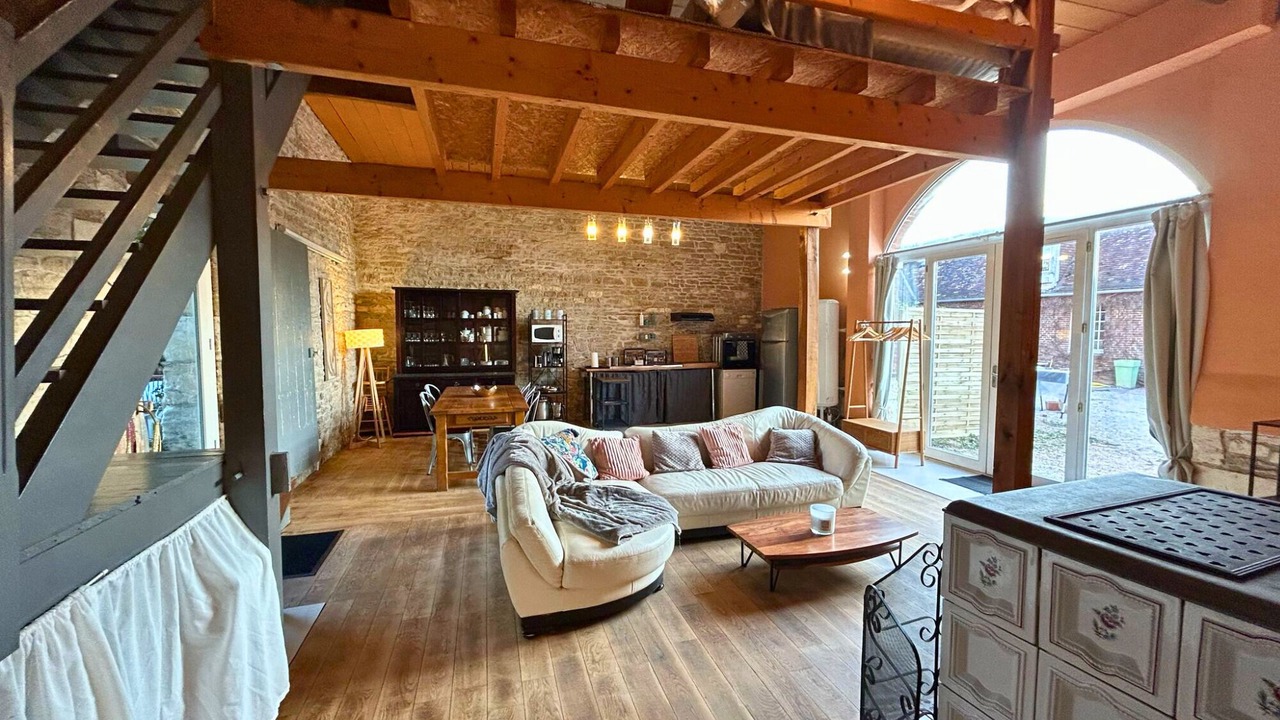 Photo of Livingroom in Pronleroy