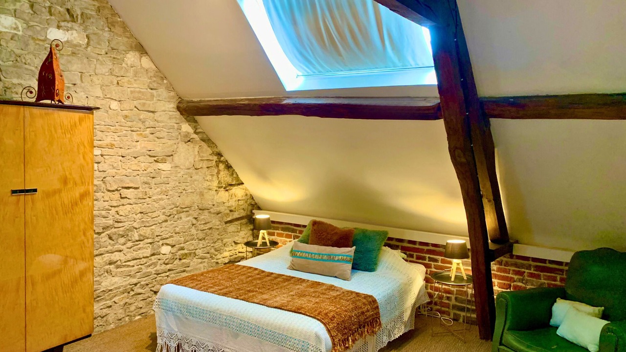 Photo of Bedroom in Pronleroy