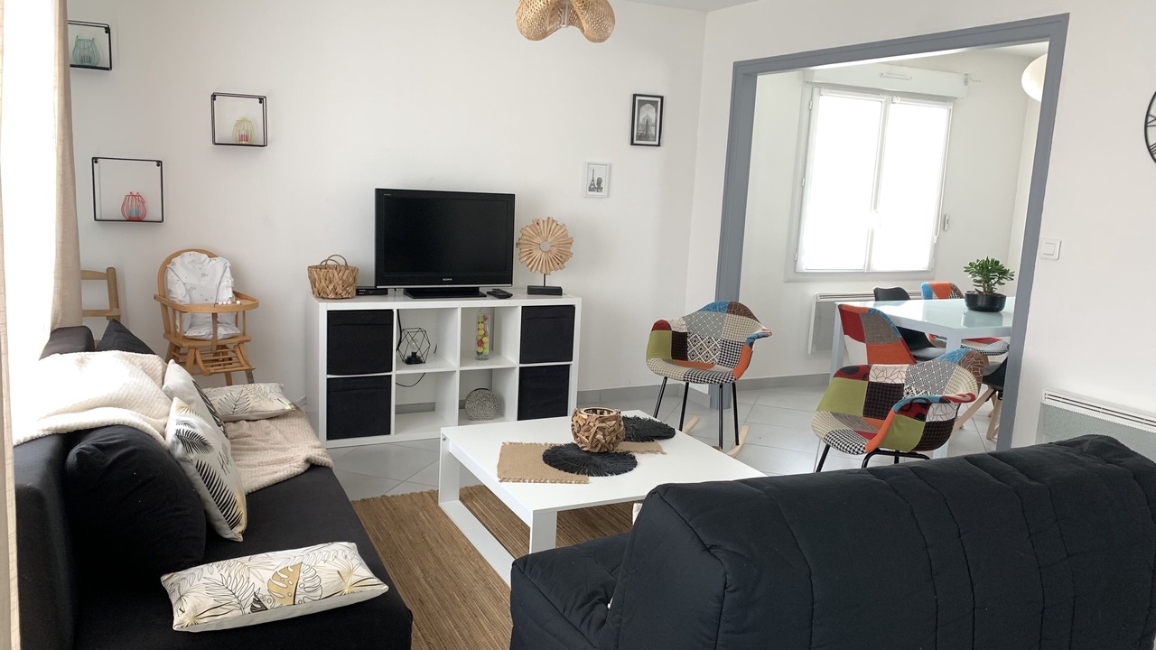 Photo of Livingroom in Ecueil