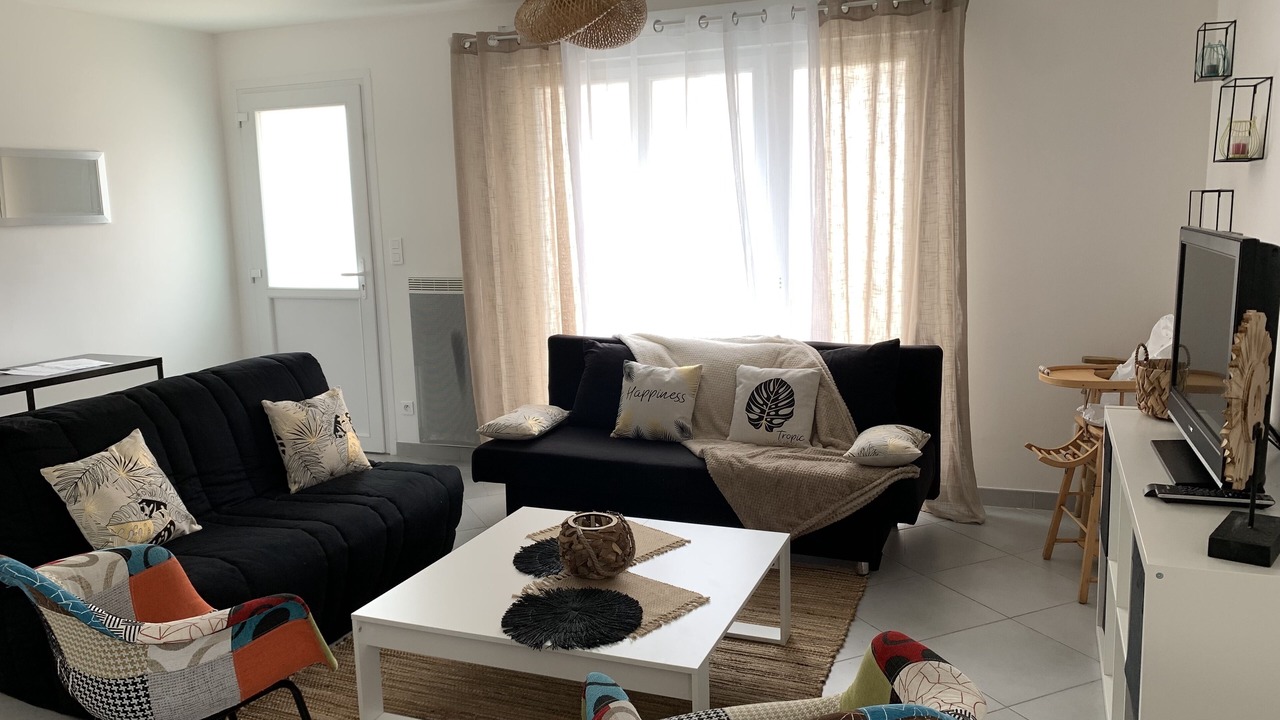 Photo of Livingroom in Ecueil