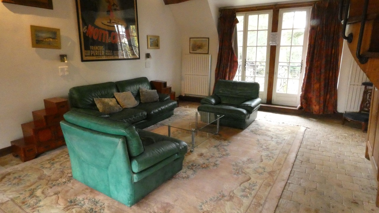 Photo of Livingroom in Champenard