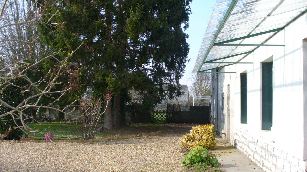 Photo of Outdoor in Chenehutte-Treves-Cunault