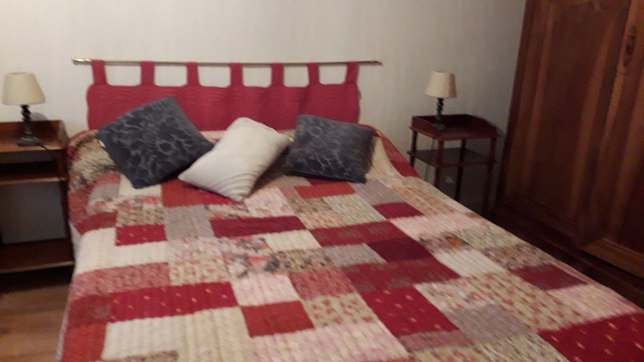 Photo of Bedroom in Chenehutte-Treves-Cunault
