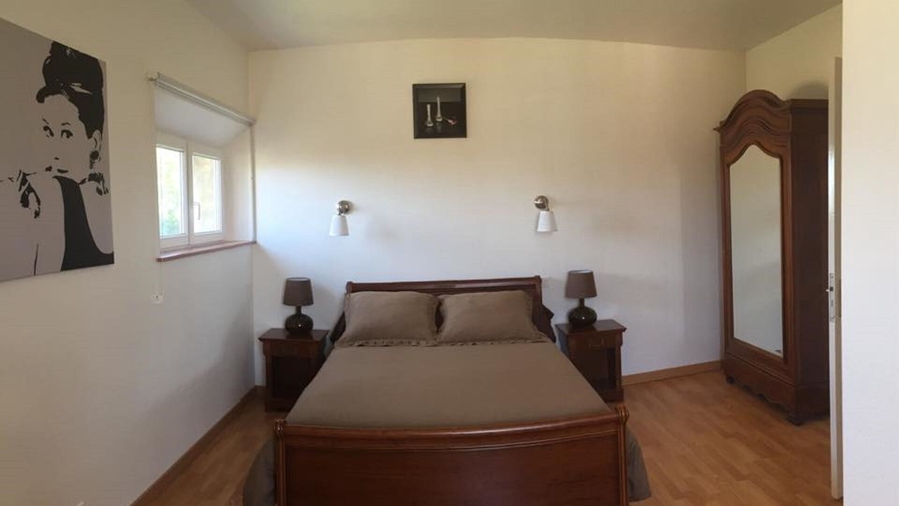 Photo of Bedroom in Auneuil
