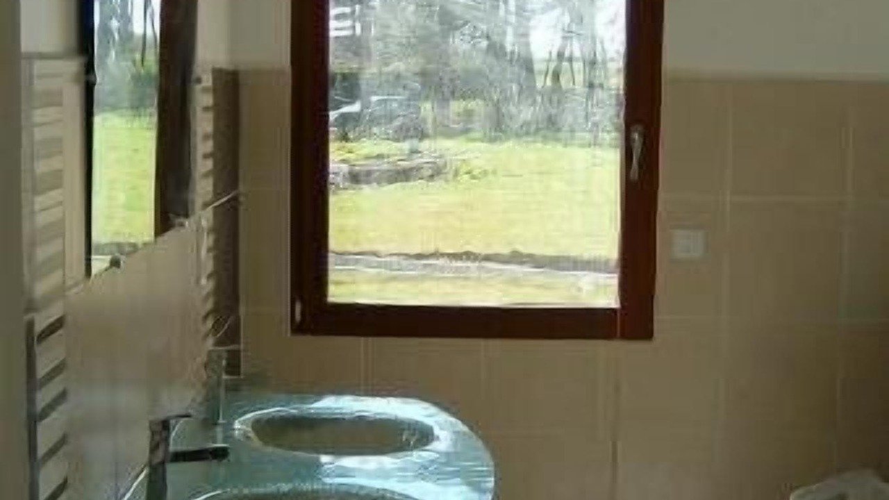 Photo of Bathroom in Hames-Boucres
