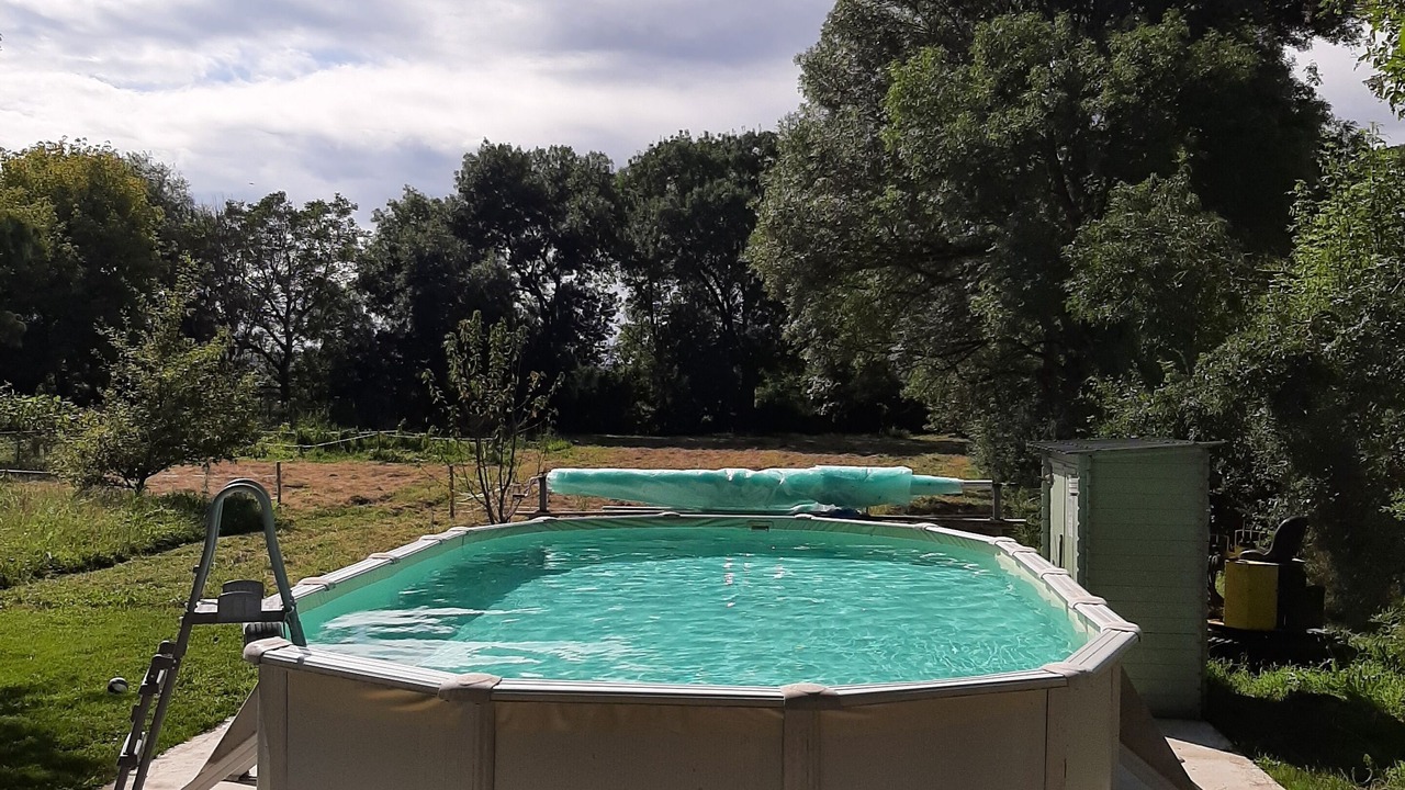 Photo of Outdoor in La Chapelle-de-Bragny