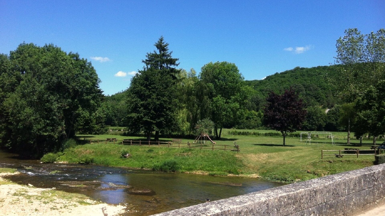 Photo of Outdoor in Cry