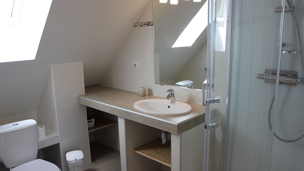 Photo of Bathroom in Verton