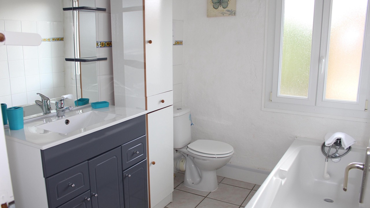 Photo of Bathroom in Saint-Michel-sous-Bois
