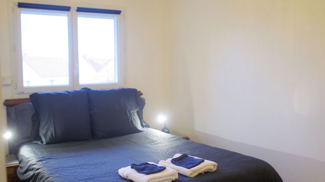 Photo of Bedroom in Plateau - Mont-Valerien