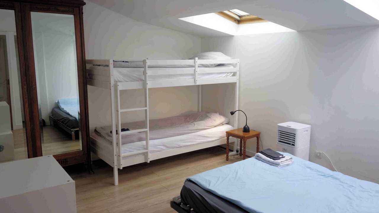 Photo of Bedroom in Plateau - Mont-Valerien