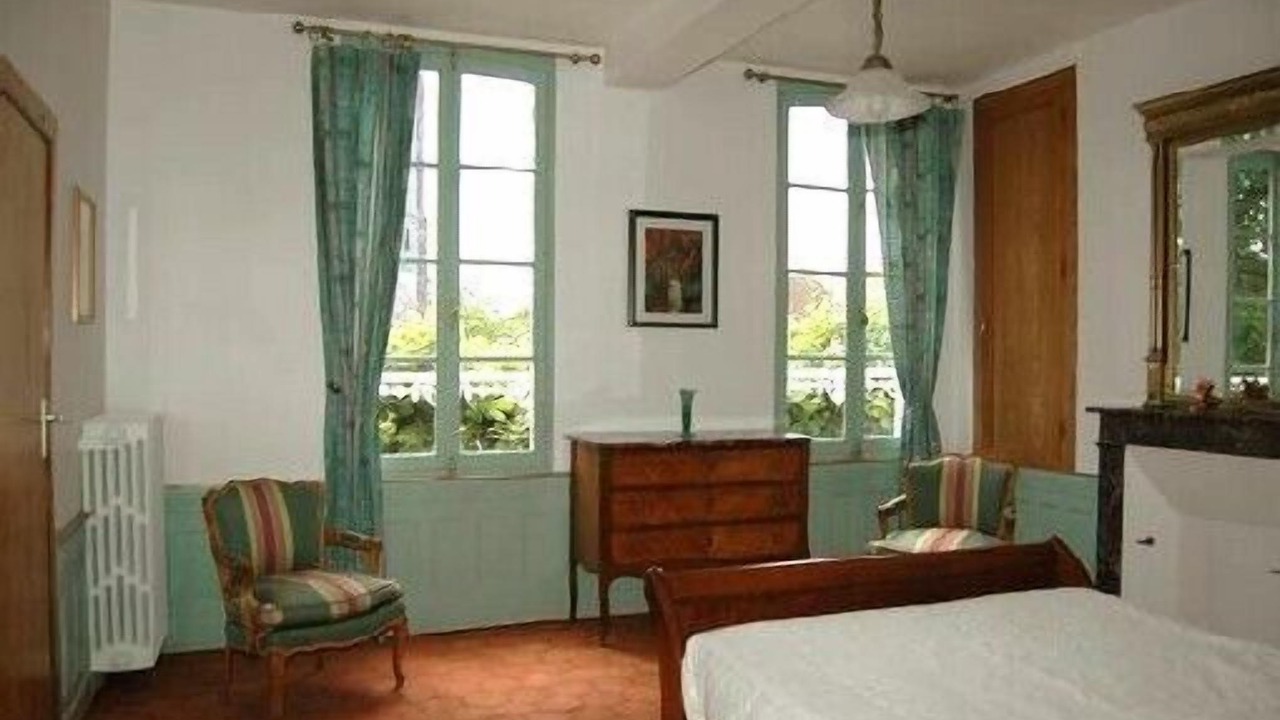 Photo of Bedroom in Sergines