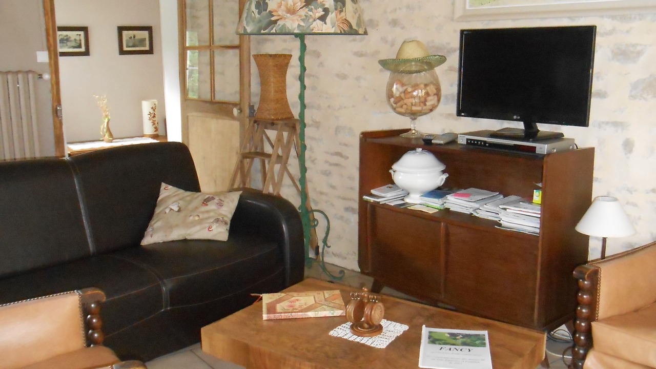 Photo of Livingroom in Thury