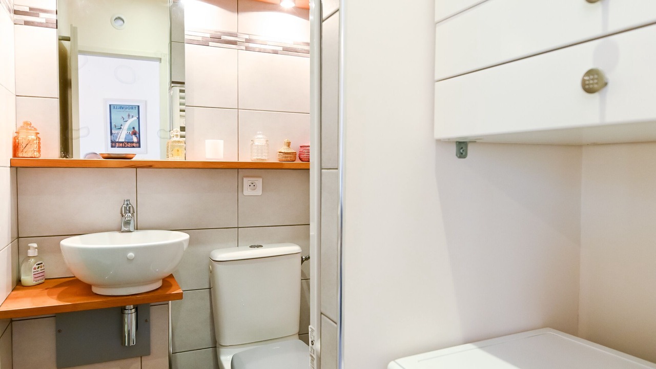 Photo of Bathroom in Trouville-sur-Mer